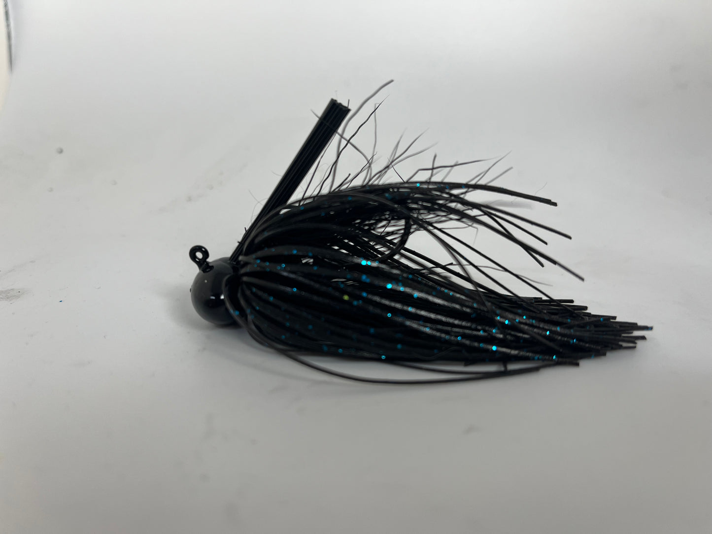 Hybrid football jigs / Hand tied with Silicone Deer and Elk hair Gamakatsu hook.